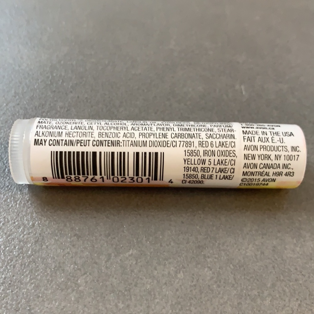 🌼 Avon “Petals” Lip Balm - Coconut Flower 🌼 - Picture 5 of 10
